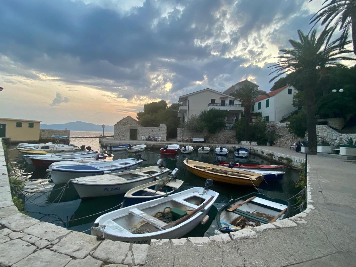 Apartments Grozdana Gradac  Buitenkant foto